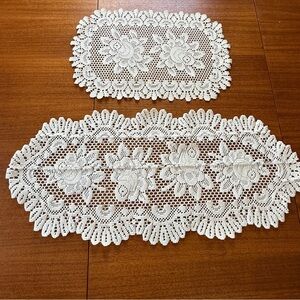 Vintage Heritage Lace set of 2 Rose 14” x 31” and 13” x 19” Oval Runners Cream